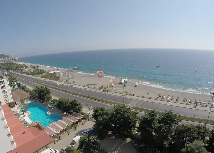 First Class Resort Alanya