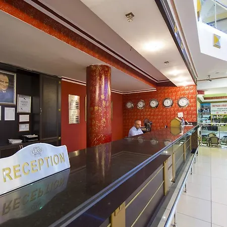 头等酒店 - 全包