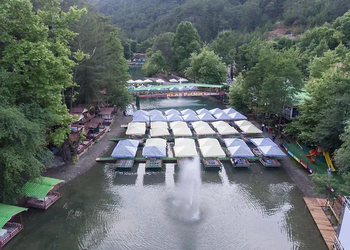 리조트 First Class