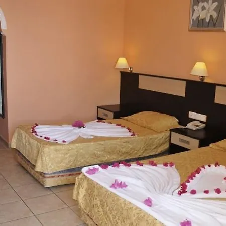 Курортний комплекс First Class 5*