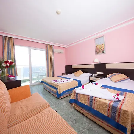 Курортний комплекс First Class